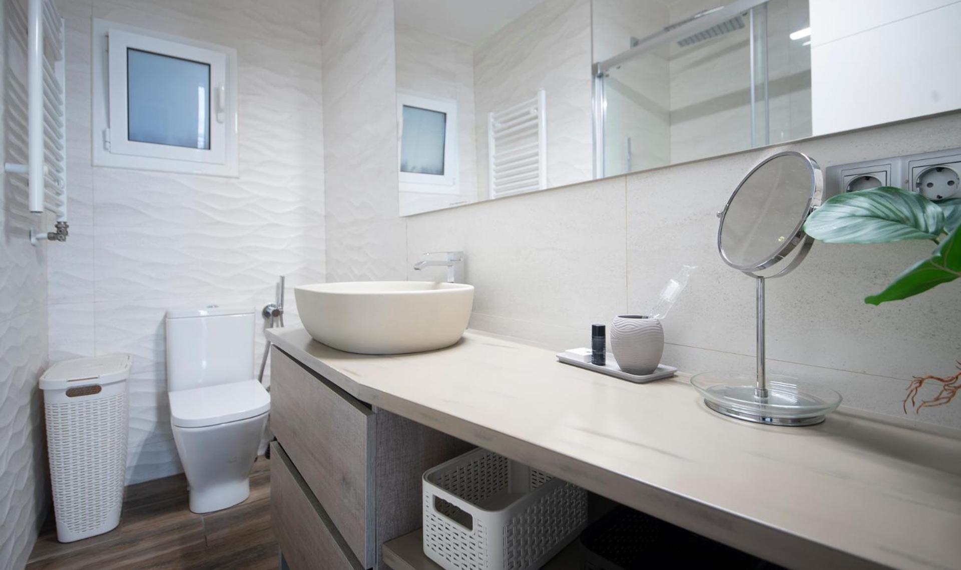 Tarraco Homes-th139 Centrico Con Vistas Al Mar Y Parking *