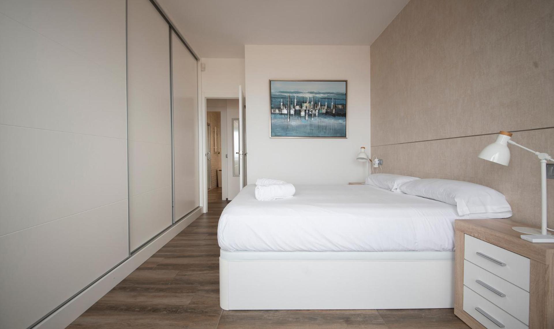 Tarraco Homes-th139 Centrico Con Vistas Al Mar Y Parking *